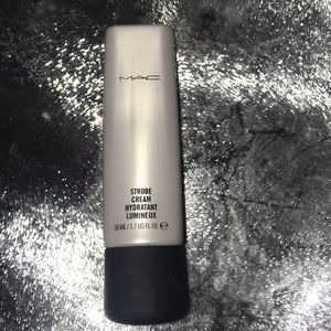 Mac strobe cream